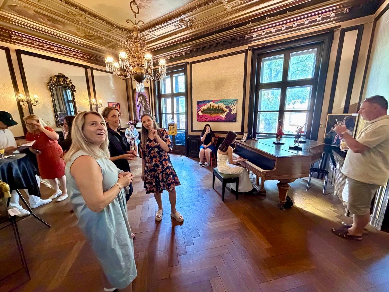 Vernissage der Ausstellung „Farben die verbinden“